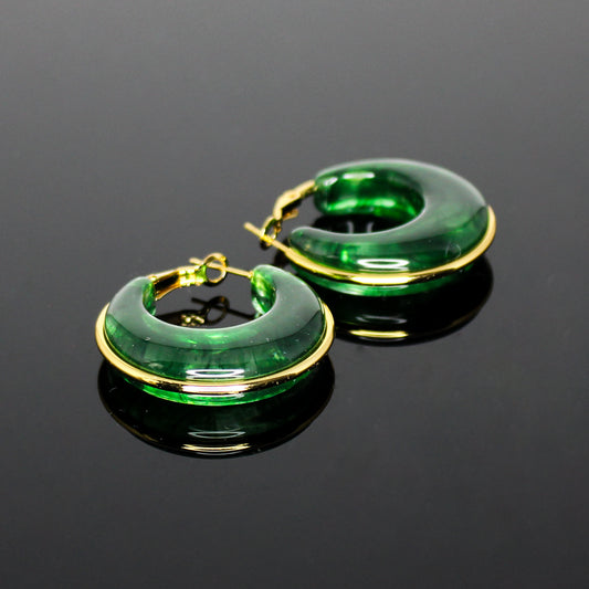 16187 Women’s Translucent Emerald Resin Stainless Steel Hoop Earrings