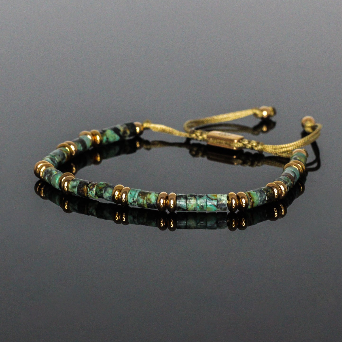 29008 Women's Heishi Bracelet with African Turquoise