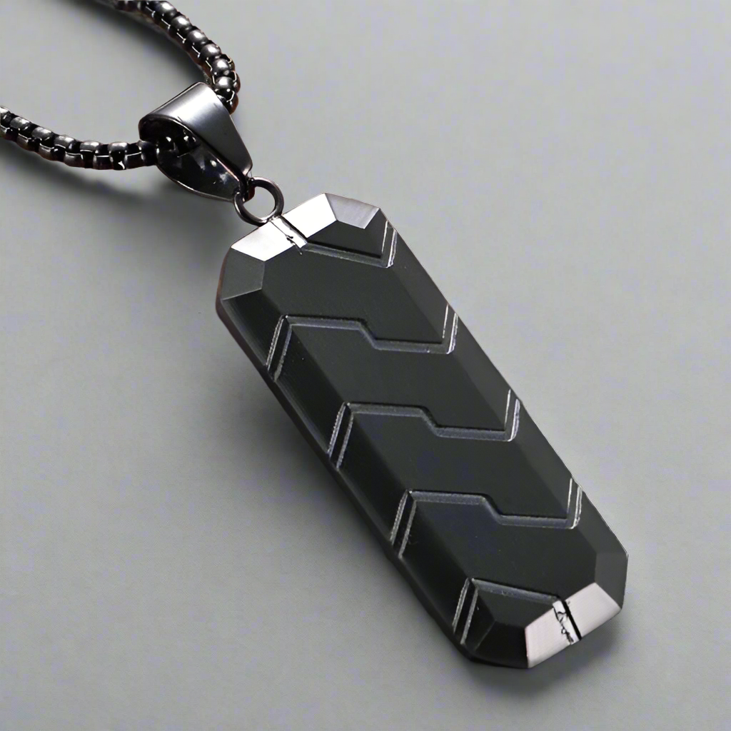 13211 Men’s Necklace Black Stainless Steel with Tire Pattern Pendant