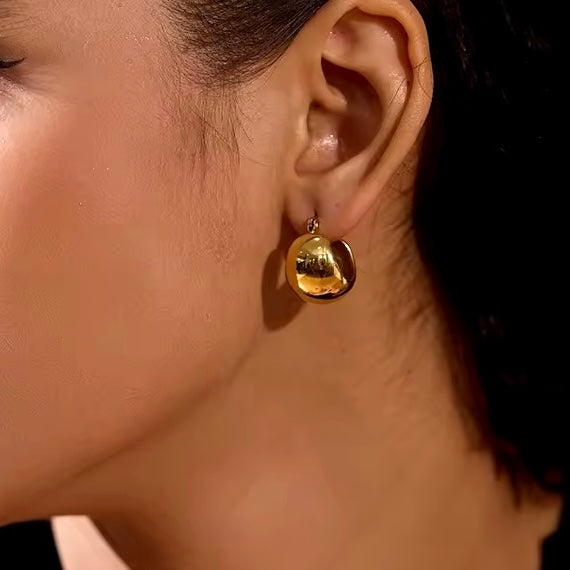 16181 Women’s Half-Round Hollow Gold Plated Stainless Steel Earrings