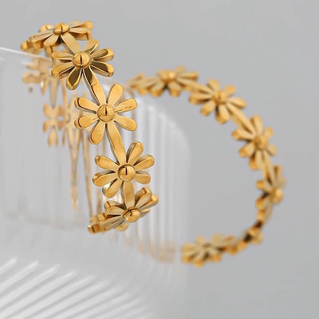 16122 Women’s Gold Plated Stainless Steel Earrings