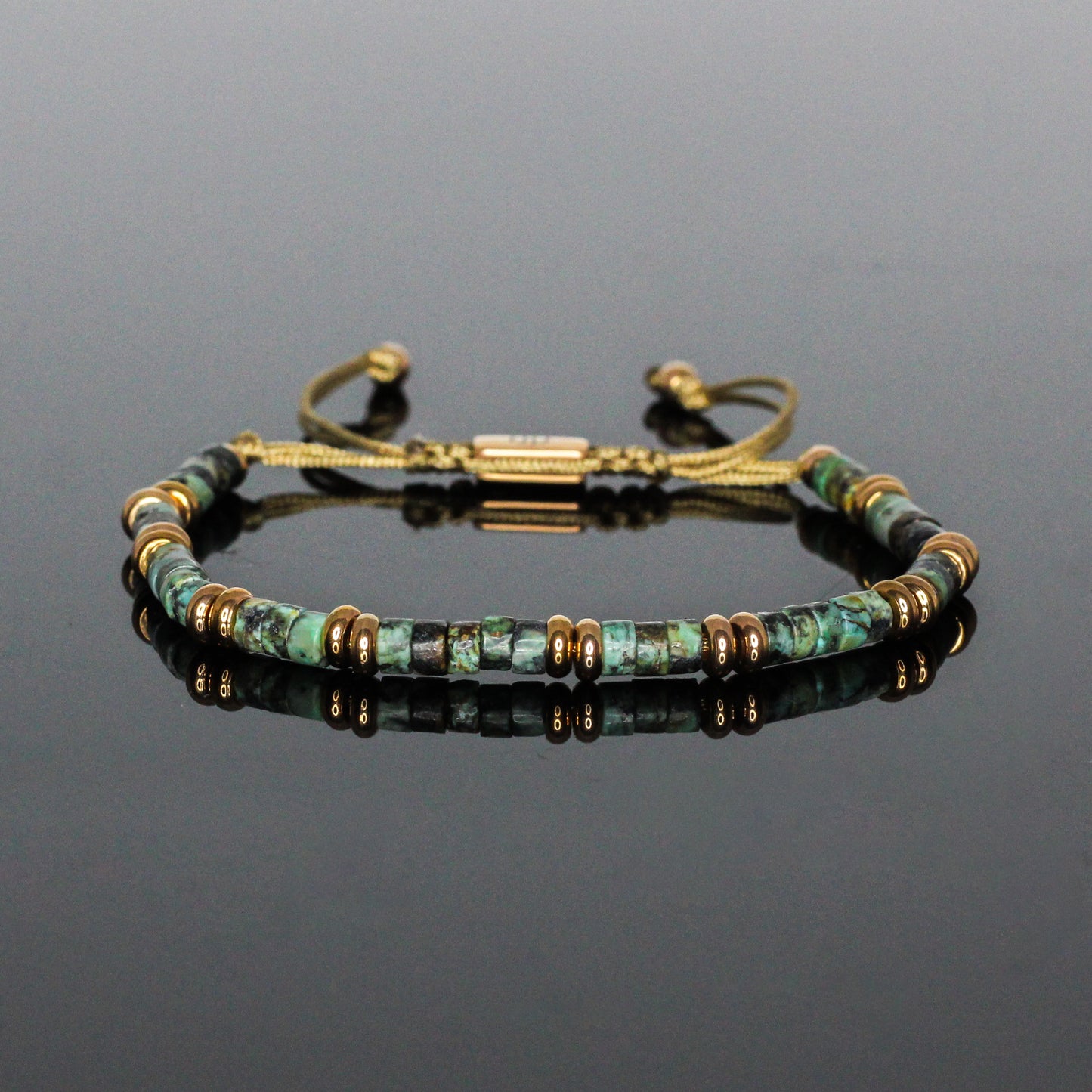 29008 Women's Heishi Bracelet with African Turquoise