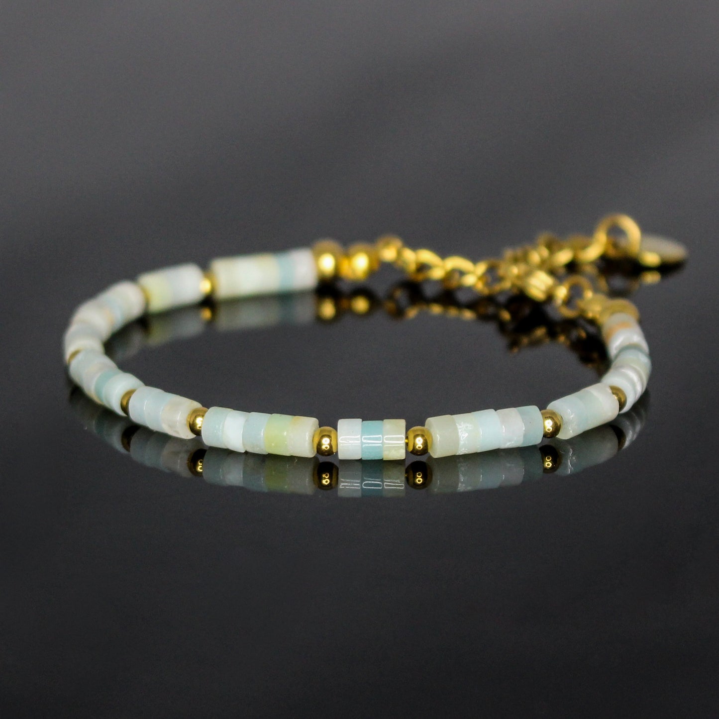 29003 Women's Heishi Bracelet with Amazonite and Gold Plated