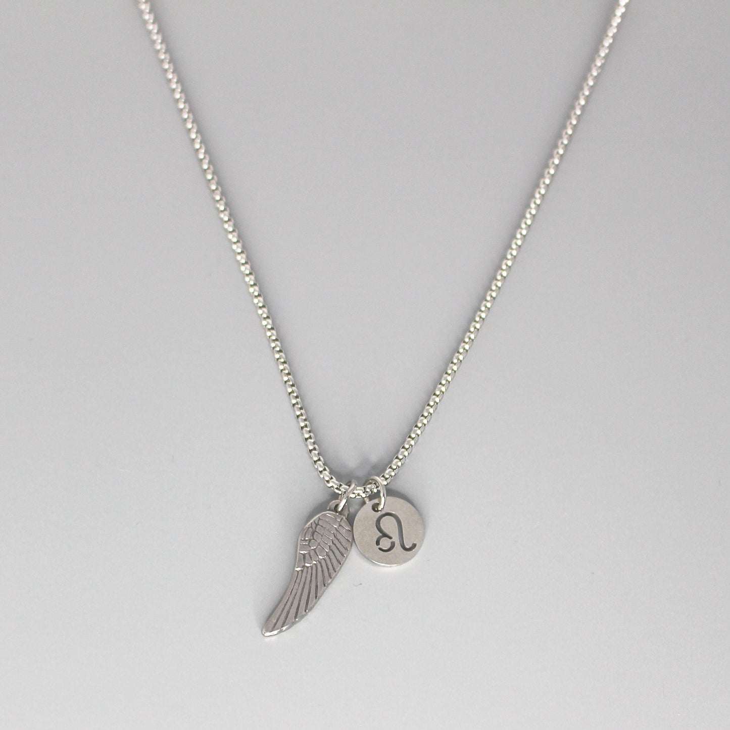 13209 Men’s Zodiac Leo with Archangel Wing Double Pendant Necklace