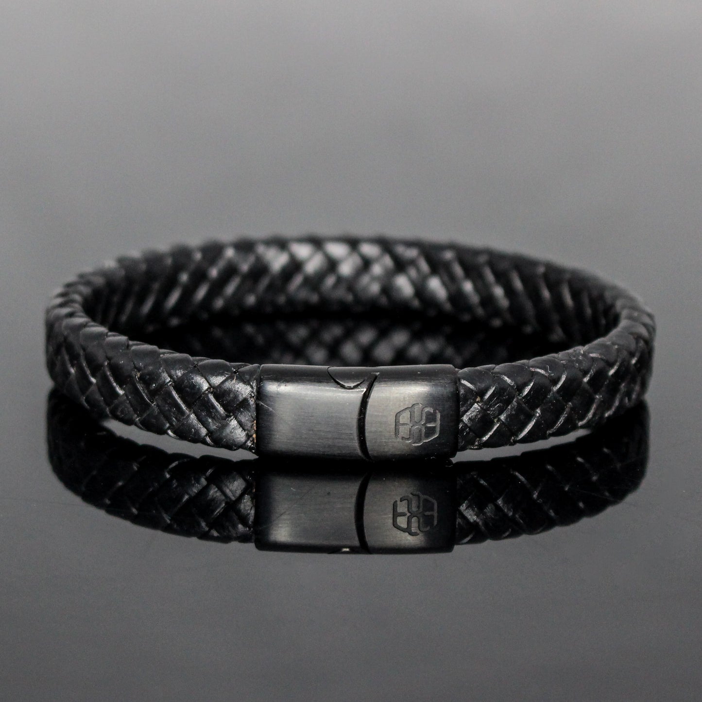 4034 Men’s Flat Black Leather Bracelet with Matte Black Clasp