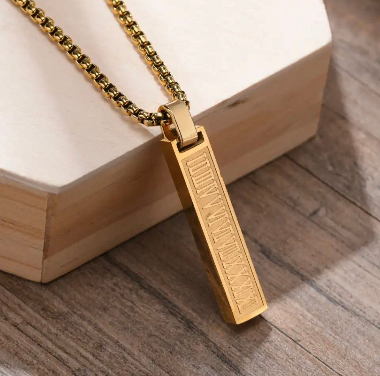 13202 Men’s Roman Style Gold Stainless Steel Necklace