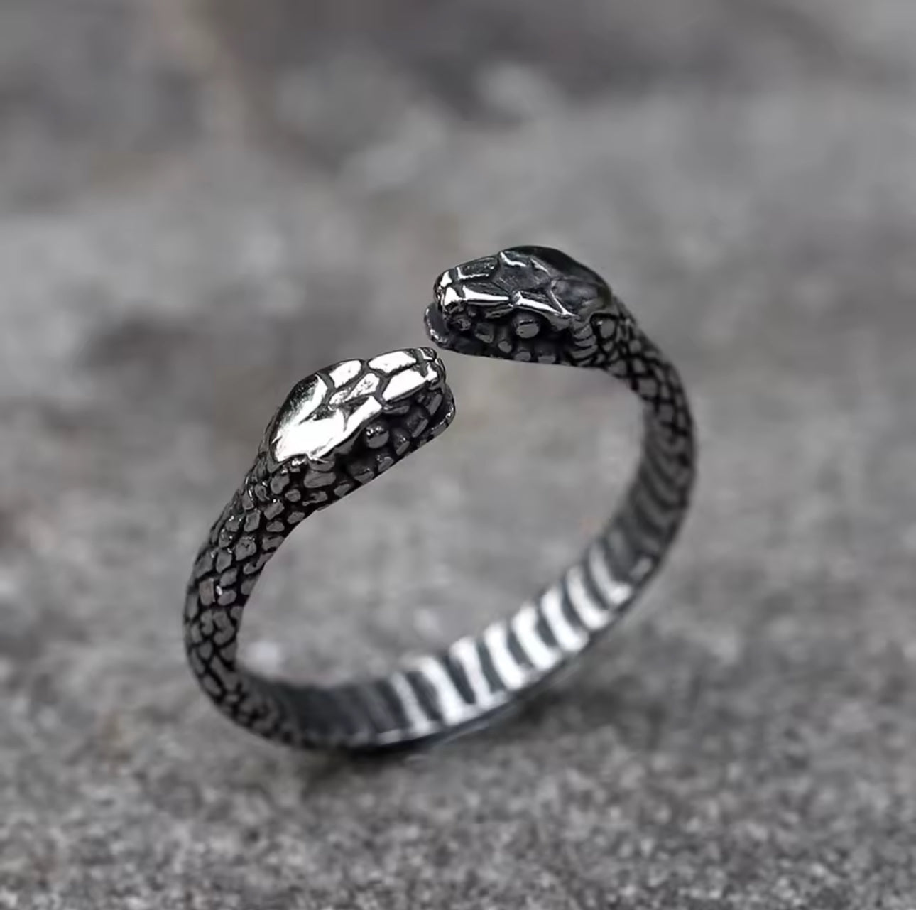 17117 Men's Double-Headed Serpent Ring