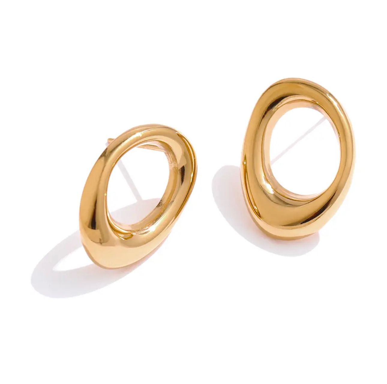 16145 Women’s Oval Hollow Stud Gold Plated Stainless Steel Earrings