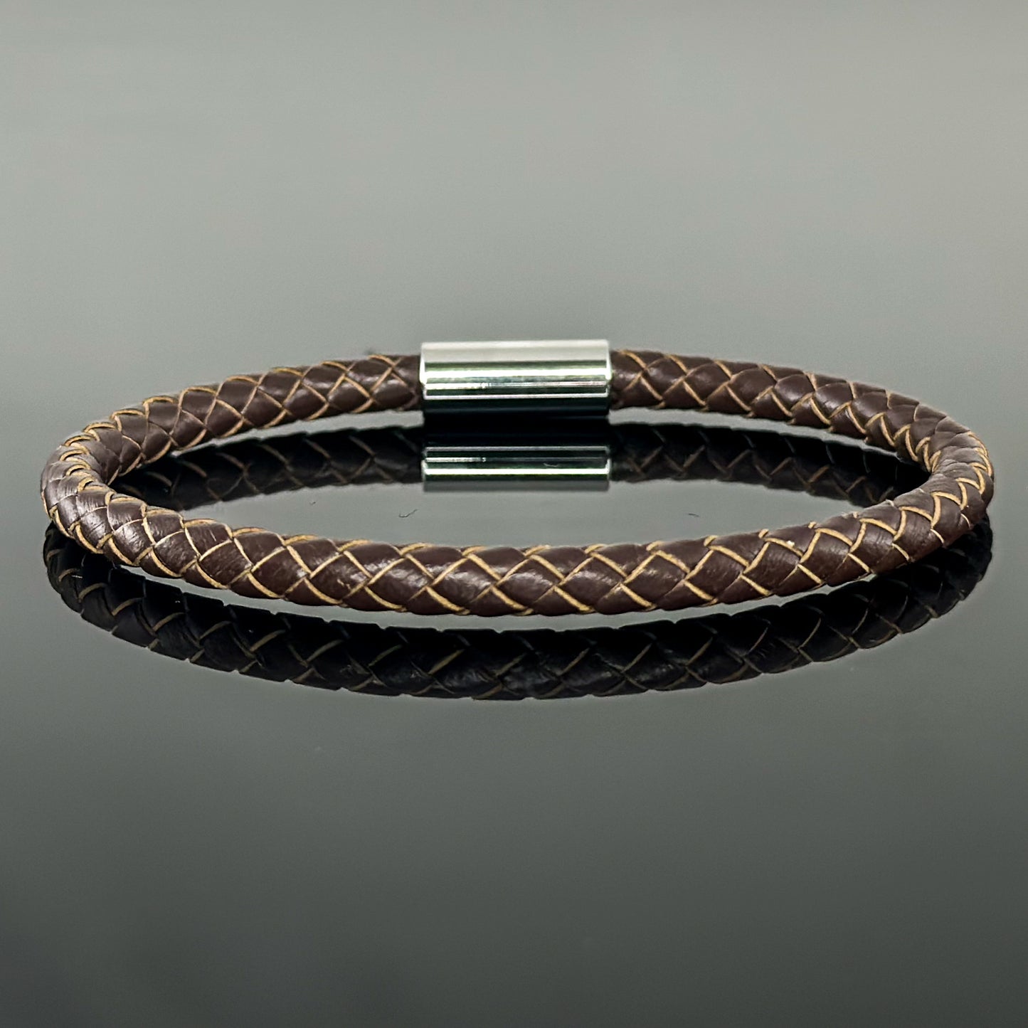 4008 Minimalist Brown Leather Bracelet