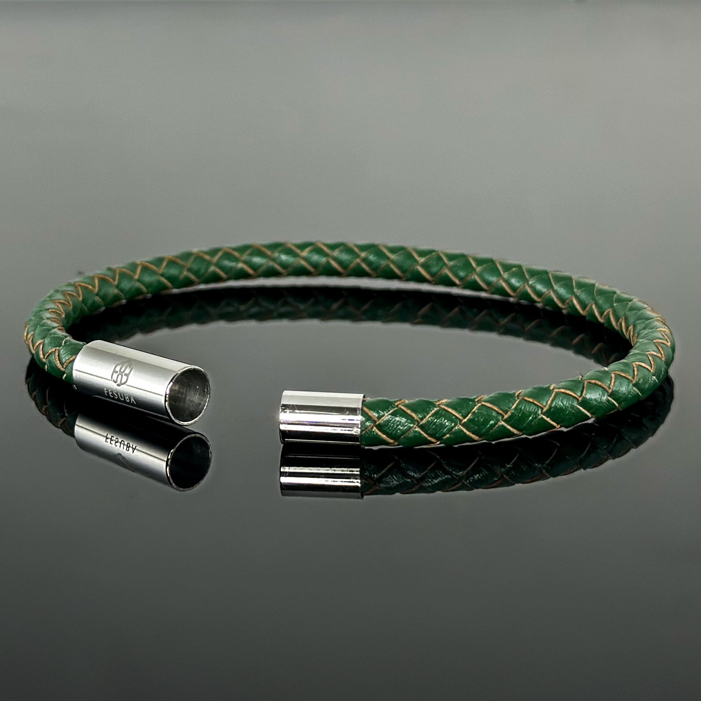 4008 Minimalist Green Leather Bracelet