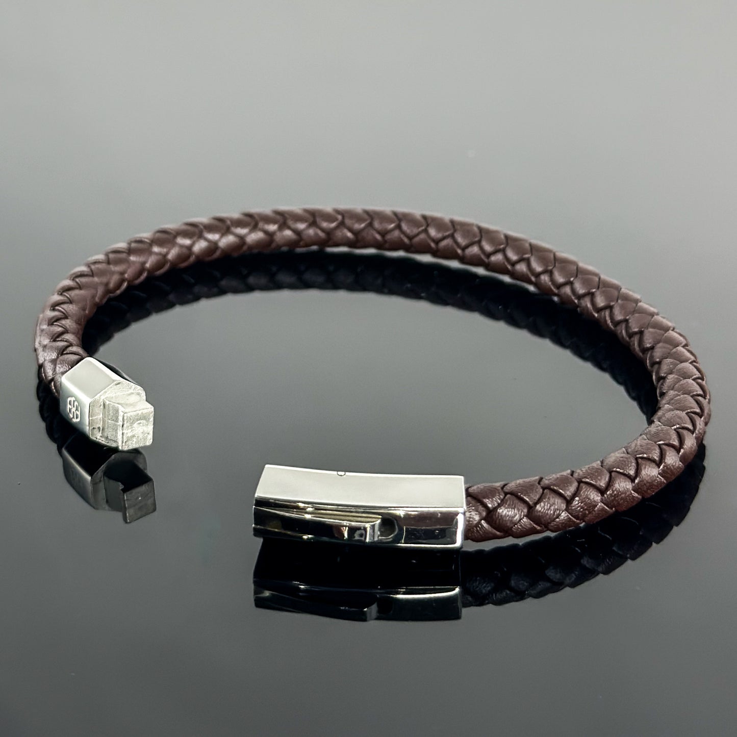 4002 Men’s Plait Round Brown Leather Bracelet with Stainless Steel Clasp