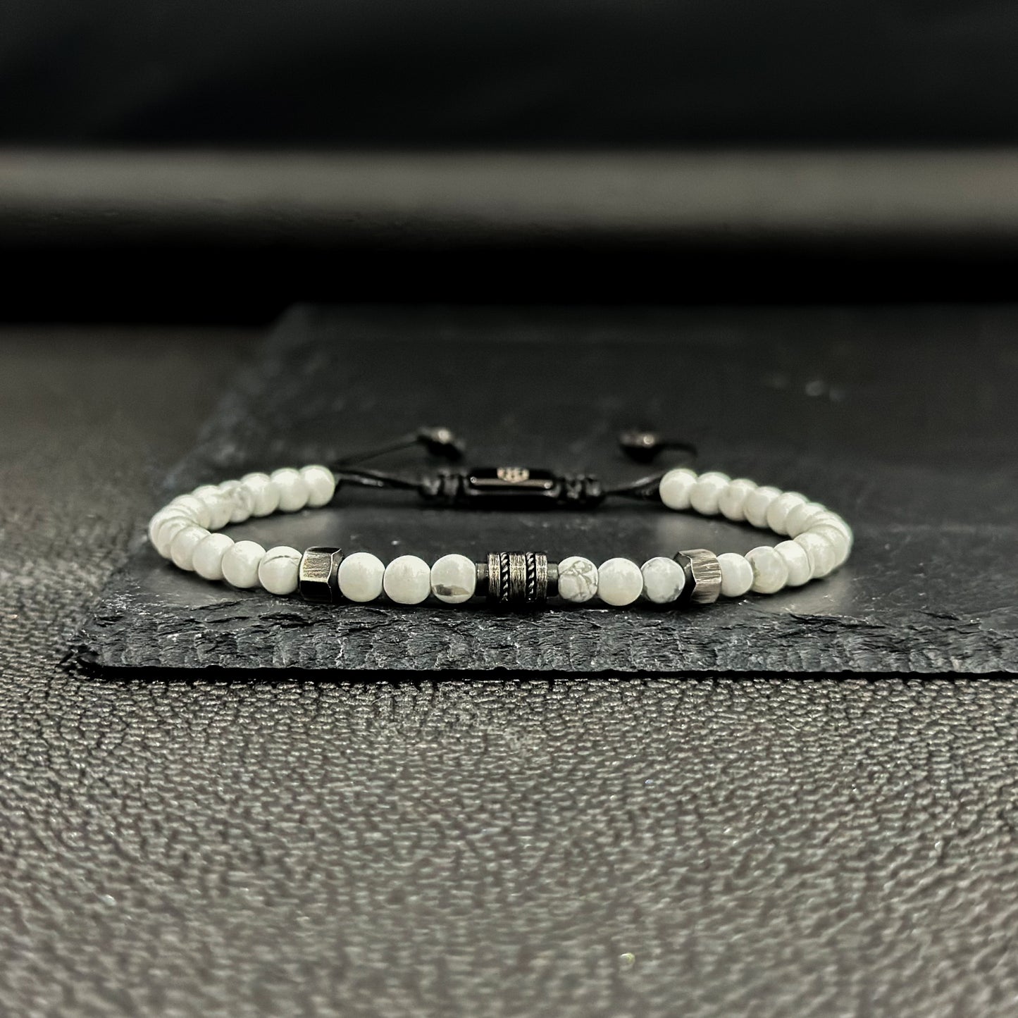 2009 Men’s Minimalist Matte White Howlite Beaded Bracelet