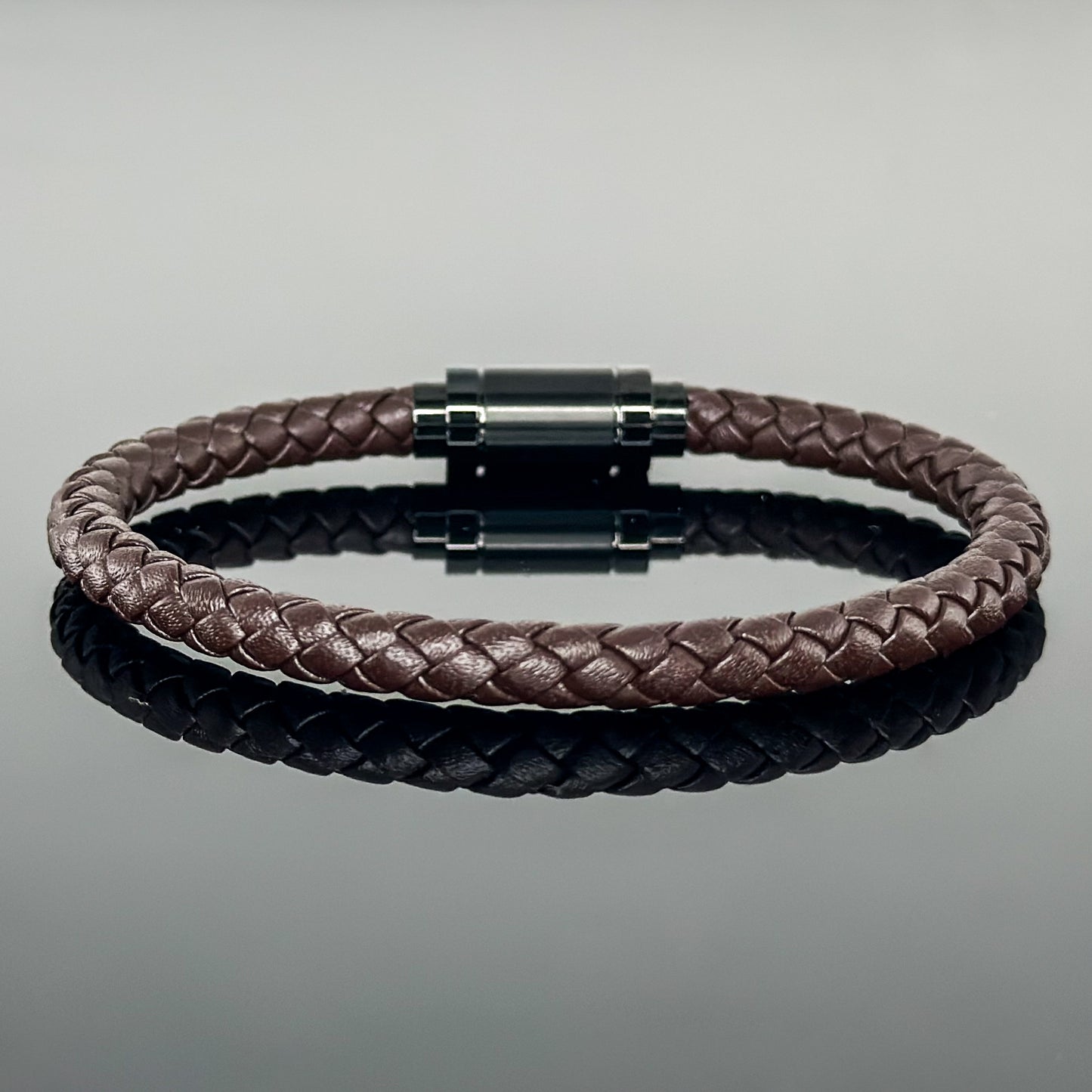 4027 Men’s Brown Plaited Leather Bracelet with Black Magnetic Clasp