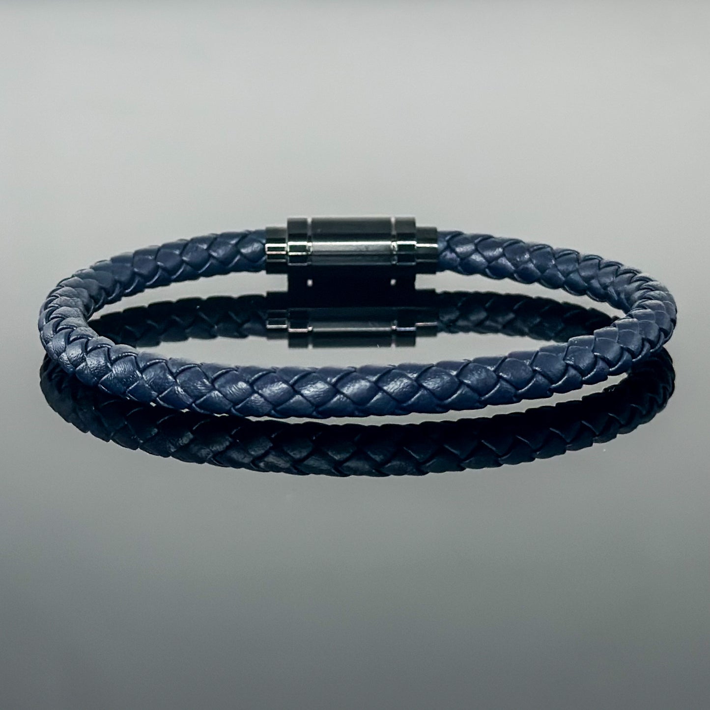 4027 Men’s Dark Blue Plaited Leather Bracelet with Black Magnetic Clasp