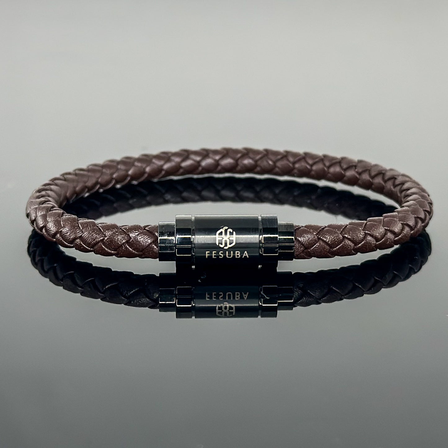 4027 Men’s Brown Plaited Leather Bracelet with Black Magnetic Clasp