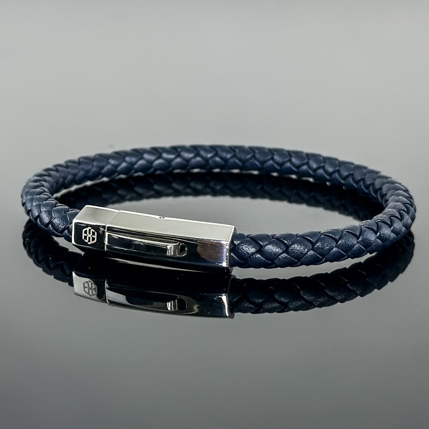 4002 Men’s Plait Round Dark Blue Leather Bracelet with Stainless Steel Clasp